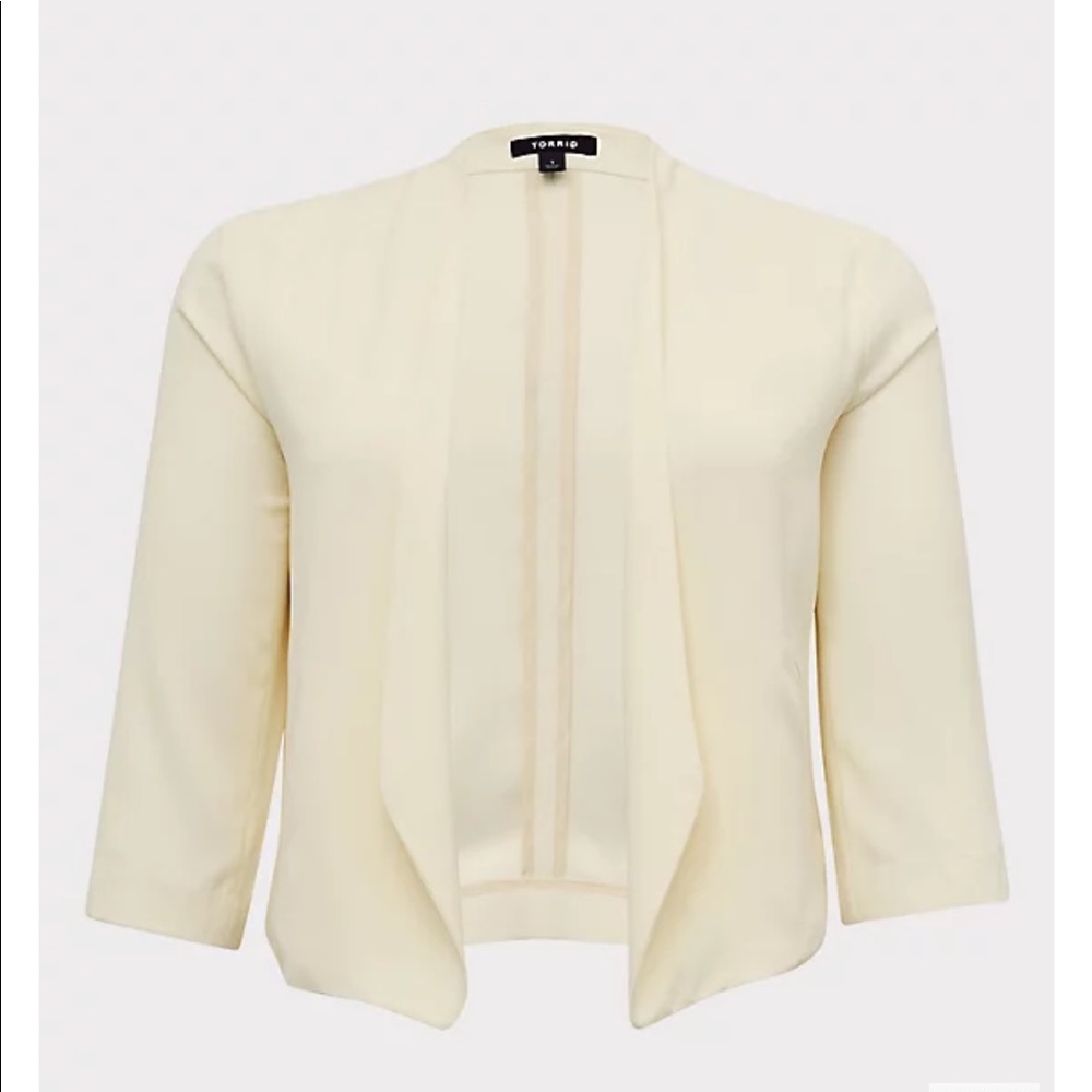 Torrid Cream Crepe Cutaway Blazer